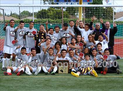 Thumbnail 3 in Mountain View vs. Oak Hills (CIF SS D6 Final) photogallery.
