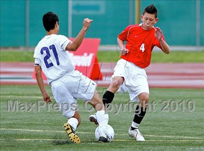 Thumbnail 2 in Mountain View vs. Oak Hills (CIF SS D6 Final) photogallery.