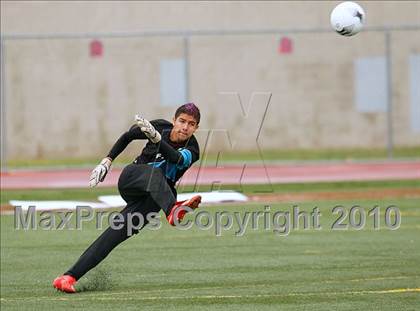 Thumbnail 3 in Mountain View vs. Oak Hills (CIF SS D6 Final) photogallery.