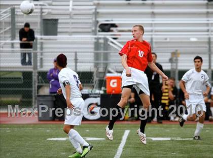 Thumbnail 2 in Mountain View vs. Oak Hills (CIF SS D6 Final) photogallery.