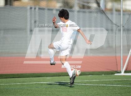 Thumbnail 3 in Del Norte vs. Cathedral Catholic photogallery.