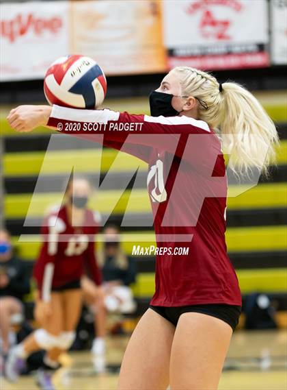 Thumbnail 3 in Lee's Summit vs Lee's Summit North photogallery.