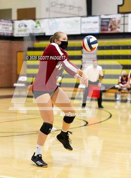Thumbnail 1 in Lee's Summit vs Lee's Summit North photogallery.