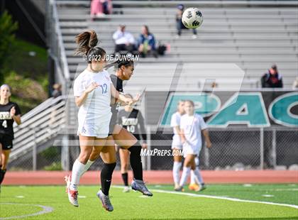 Thumbnail 1 in Los Alamitos vs. JSerra Catholic (Best in the West Winter Classic) photogallery.