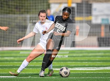 Thumbnail 2 in Los Alamitos vs. JSerra Catholic (Best in the West Winter Classic) photogallery.