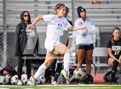 Thumbnail 1 in Los Alamitos vs. JSerra Catholic (Best in the West Winter Classic) photogallery.