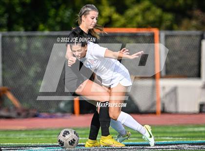 Thumbnail 2 in Los Alamitos vs. JSerra Catholic (Best in the West Winter Classic) photogallery.