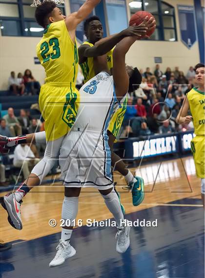 Thumbnail 1 in Tampa Catholic @ Berkeley Prep photogallery.