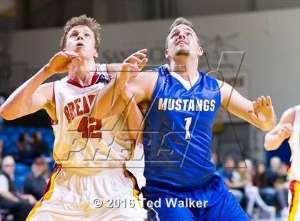 Thumbnail 2 in Pacific Grove vs. Monte Vista Christian (CIF CCS D4 Semifinal) photogallery.