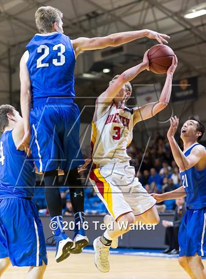 Thumbnail 2 in Pacific Grove vs. Monte Vista Christian (CIF CCS D4 Semifinal) photogallery.