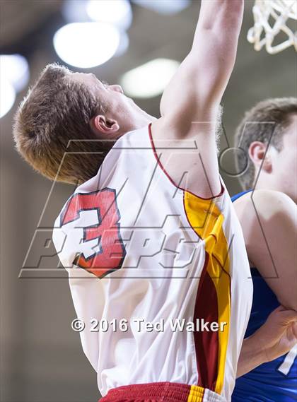 Thumbnail 2 in Pacific Grove vs. Monte Vista Christian (CIF CCS D4 Semifinal) photogallery.