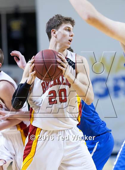 Thumbnail 1 in Pacific Grove vs. Monte Vista Christian (CIF CCS D4 Semifinal) photogallery.