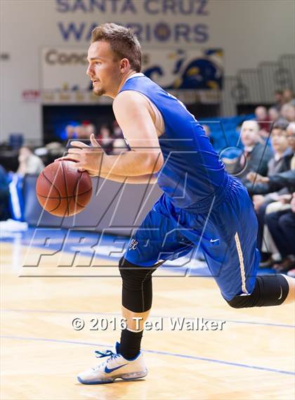 Thumbnail 3 in Pacific Grove vs. Monte Vista Christian (CIF CCS D4 Semifinal) photogallery.