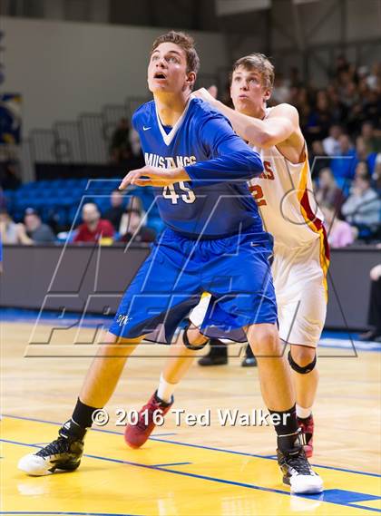 Thumbnail 2 in Pacific Grove vs. Monte Vista Christian (CIF CCS D4 Semifinal) photogallery.