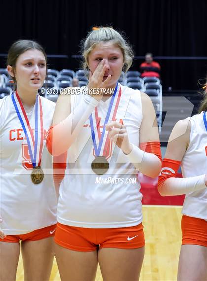 Thumbnail 1 in Davenport vs. Celina (UIL 4A Volleyball Semifinal Medal Ceremony) photogallery.