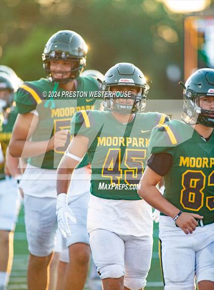 Thumbnail 2 in Garces Memorial @ Moorpark photogallery.