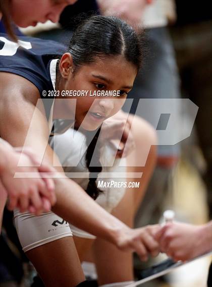 Thumbnail 3 in Keller vs Fossil Ridge photogallery.