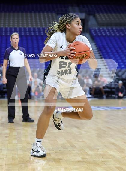 Thumbnail 1 in Cedar Park vs. Memorial (UIL 5A State Final) photogallery.