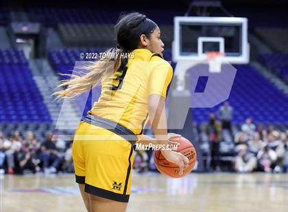 Thumbnail 3 in Cedar Park vs. Memorial (UIL 5A State Final) photogallery.