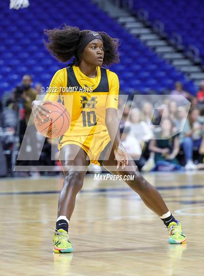 Thumbnail 2 in Cedar Park vs. Memorial (UIL 5A State Final) photogallery.