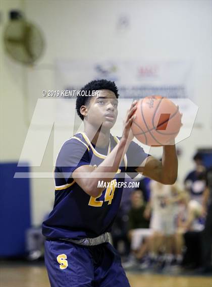 Thumbnail 1 in Grosse Pointe South @ Utica Eisenhower photogallery.