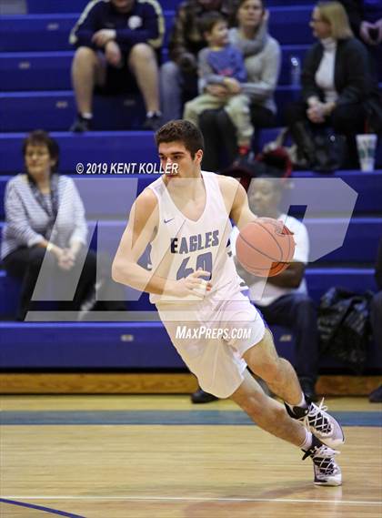 Thumbnail 2 in Grosse Pointe South @ Utica Eisenhower photogallery.