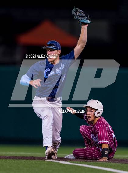 Thumbnail 3 in Liberty-Eylau vs  China Spring (UIL 4A State Baseball Final) photogallery.
