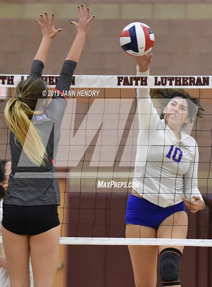 Thumbnail 3 in Bishop Gorman vs. Reno (NIAA State 4A Semifinal) photogallery.