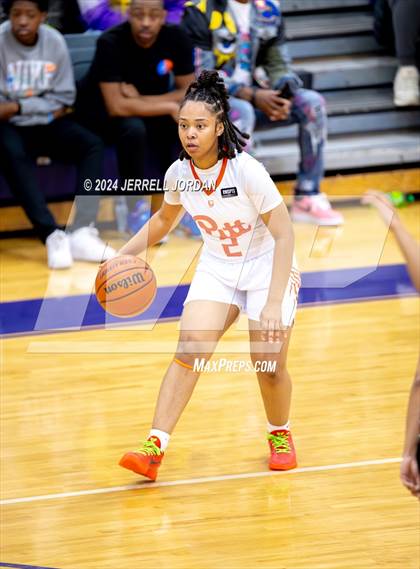 Thumbnail 2 in Morris Catholic vs North Pitt (John Wall Holiday Invitational) photogallery.