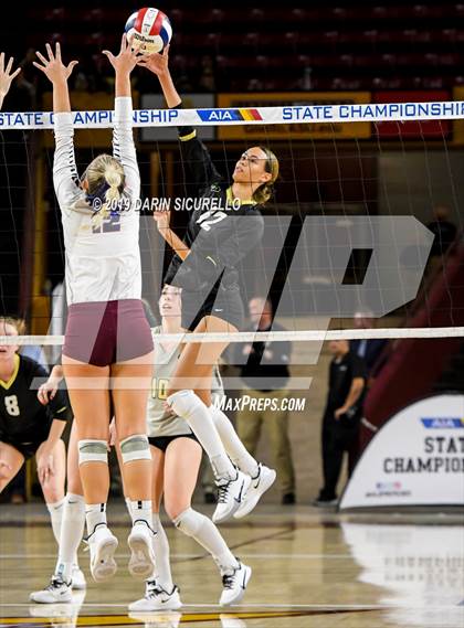 Thumbnail 2 in Basha vs Perry (AIA 6A State Finals) photogallery.
