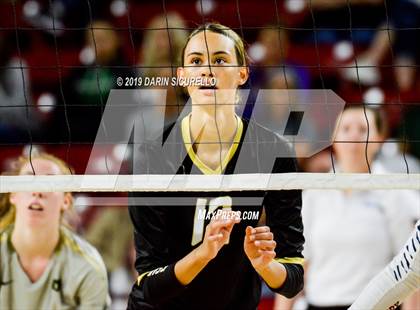 Thumbnail 1 in Basha vs Perry (AIA 6A State Finals) photogallery.