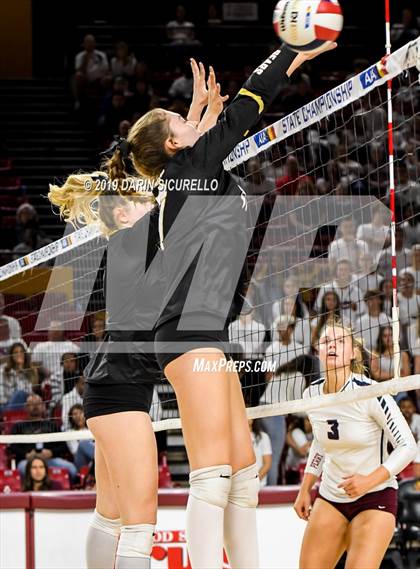 Thumbnail 1 in Basha vs Perry (AIA 6A State Finals) photogallery.