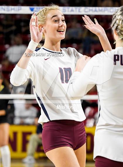 Thumbnail 2 in Basha vs Perry (AIA 6A State Finals) photogallery.