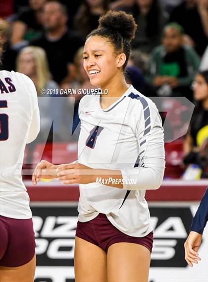 Thumbnail 3 in Basha vs Perry (AIA 6A State Finals) photogallery.