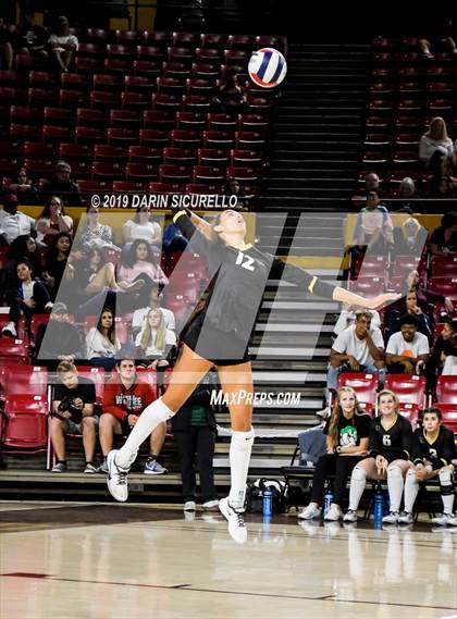 Thumbnail 1 in Basha vs Perry (AIA 6A State Finals) photogallery.