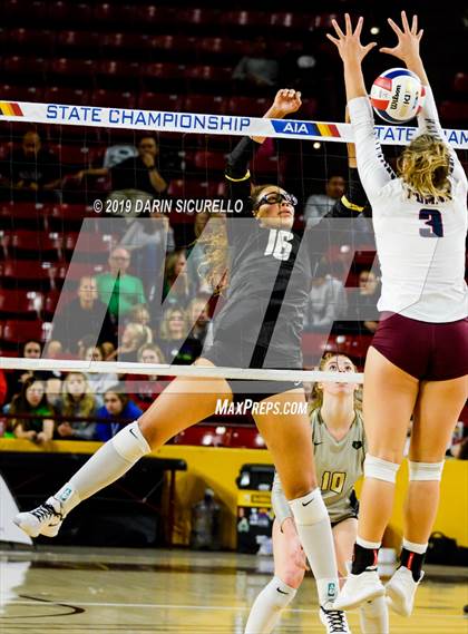 Thumbnail 1 in Basha vs Perry (AIA 6A State Finals) photogallery.