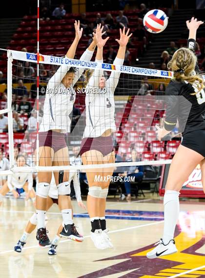 Thumbnail 1 in Basha vs Perry (AIA 6A State Finals) photogallery.