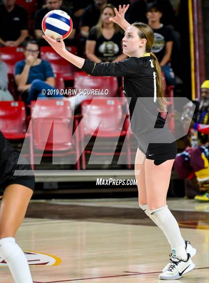 Thumbnail 2 in Basha vs Perry (AIA 6A State Finals) photogallery.