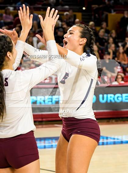 Thumbnail 1 in Basha vs Perry (AIA 6A State Finals) photogallery.