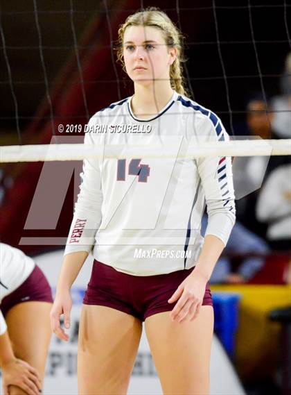 Thumbnail 1 in Basha vs Perry (AIA 6A State Finals) photogallery.