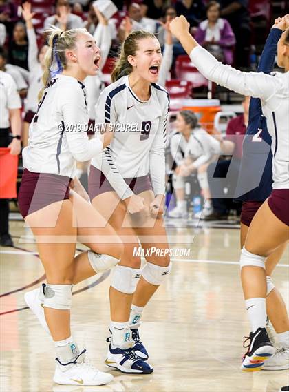 Thumbnail 3 in Basha vs Perry (AIA 6A State Finals) photogallery.