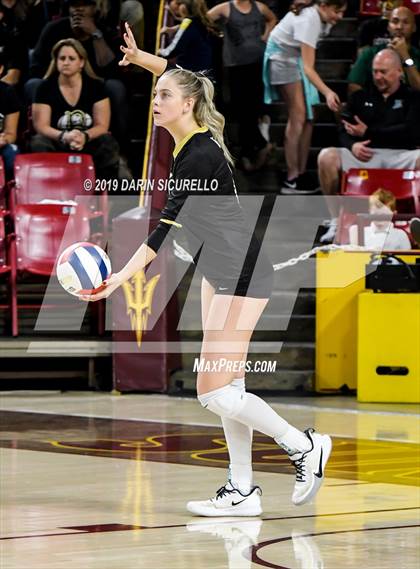 Thumbnail 2 in Basha vs Perry (AIA 6A State Finals) photogallery.