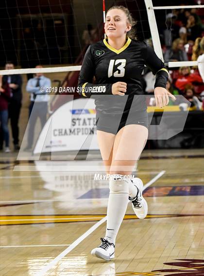 Thumbnail 2 in Basha vs Perry (AIA 6A State Finals) photogallery.