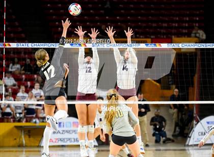Thumbnail 3 in Basha vs Perry (AIA 6A State Finals) photogallery.