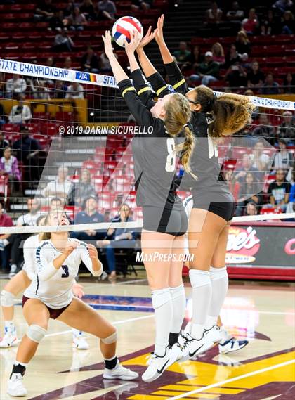 Thumbnail 2 in Basha vs Perry (AIA 6A State Finals) photogallery.