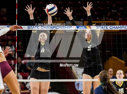 Thumbnail 3 in Basha vs Perry (AIA 6A State Finals) photogallery.