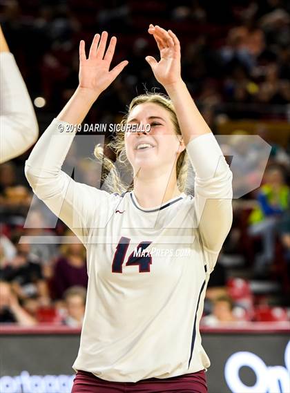 Thumbnail 3 in Basha vs Perry (AIA 6A State Finals) photogallery.