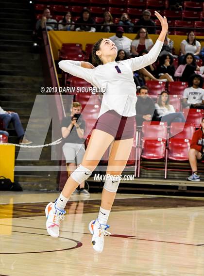 Thumbnail 2 in Basha vs Perry (AIA 6A State Finals) photogallery.