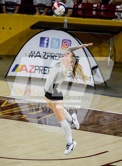 Thumbnail 1 in Basha vs Perry (AIA 6A State Finals) photogallery.