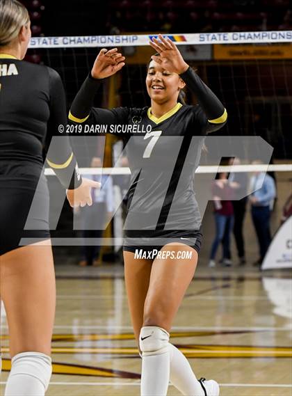 Thumbnail 1 in Basha vs Perry (AIA 6A State Finals) photogallery.